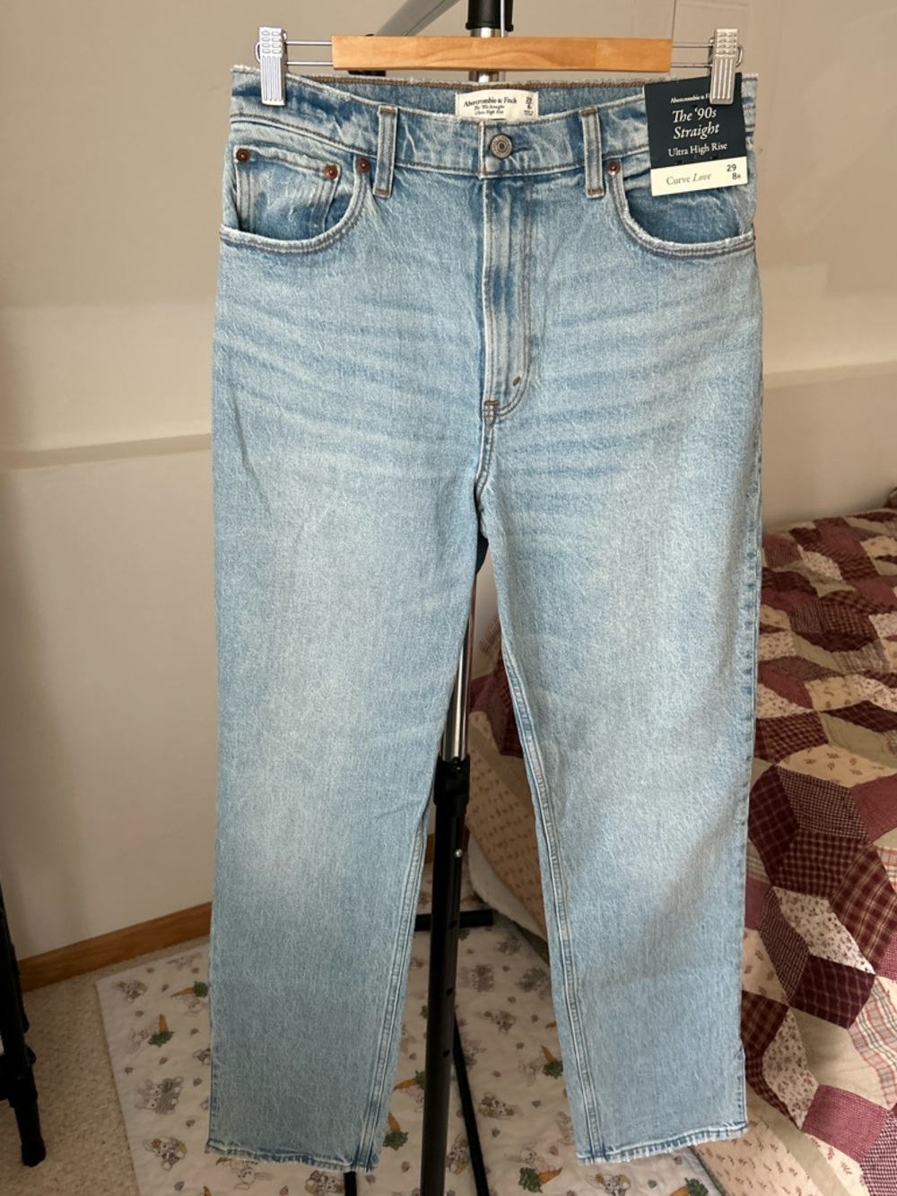 Abercrombie & Fitch Curve Love The 90s Straight Ultra High Rise Jeans NWT 29 8